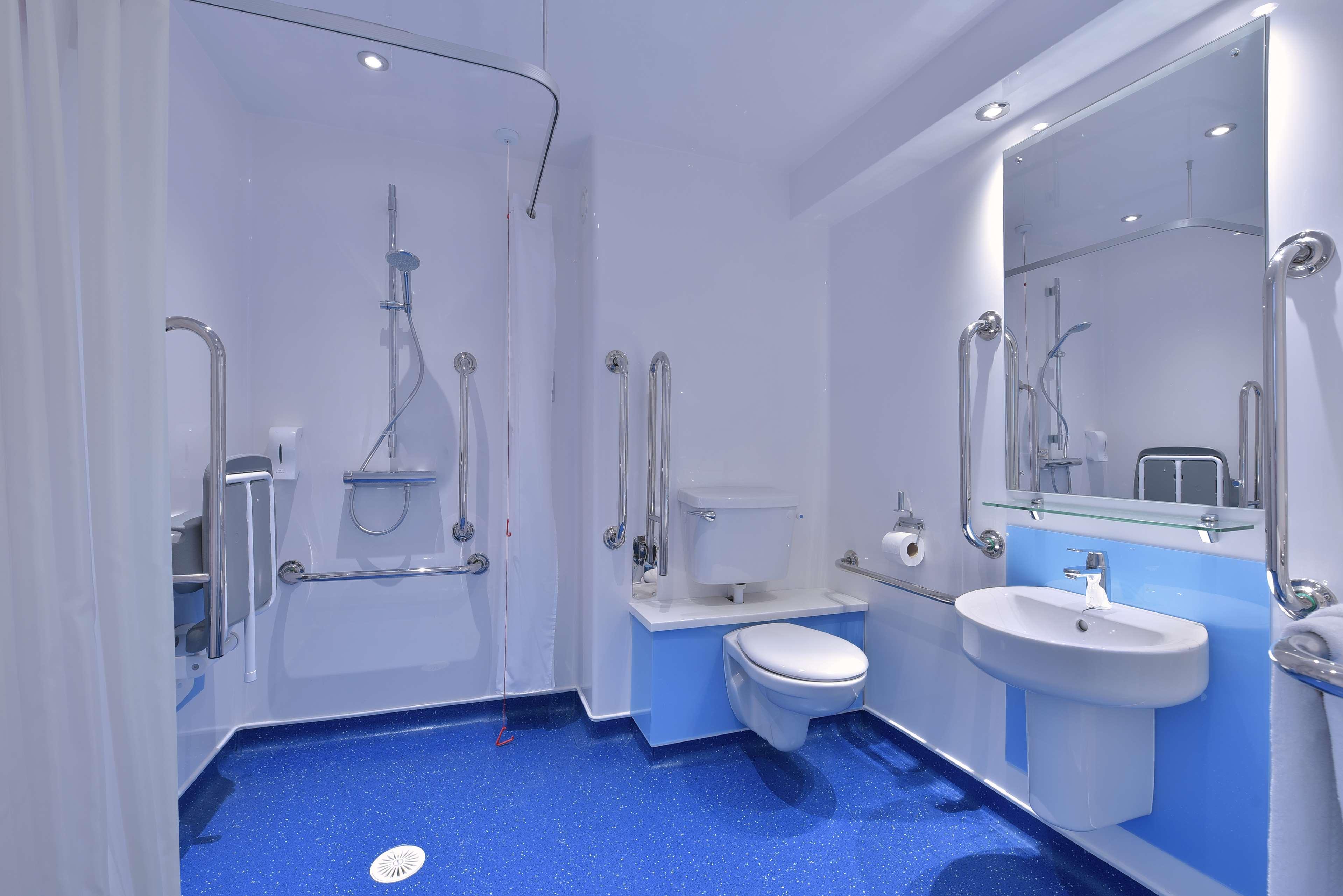 Travelodge Waterford Eksteriør billede